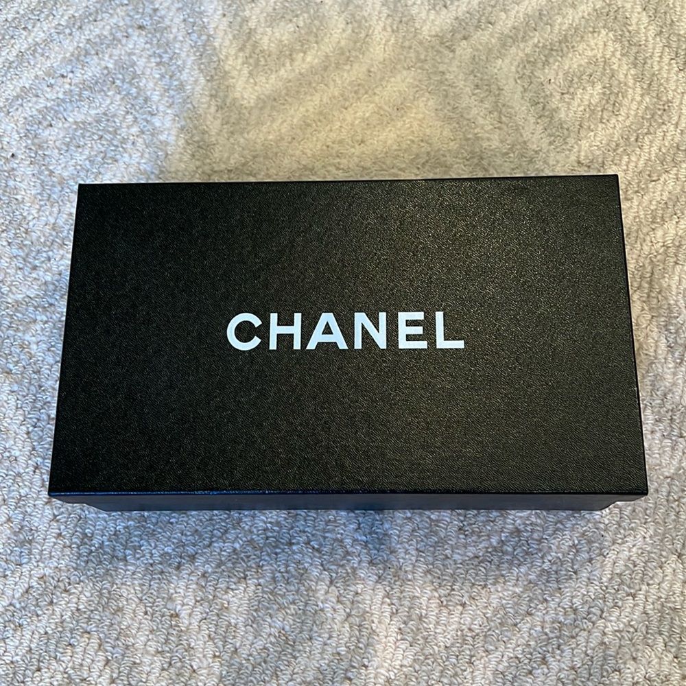 CHANEL Shoe Box